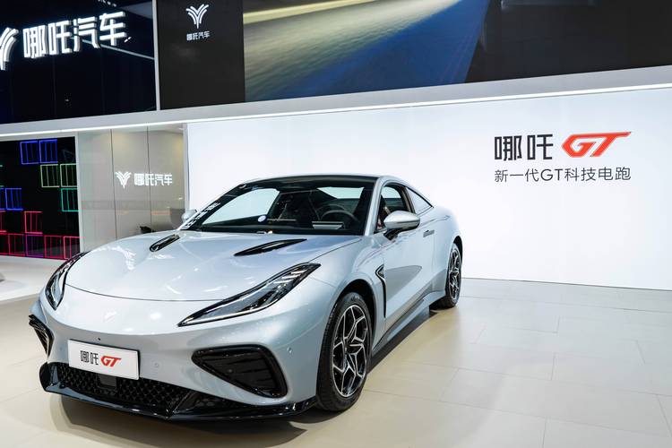 惠州惠城区耀环康企业管理咨询哪吒汽车在智能汽车领域的表现，领途汽车在新能源汽车市场中的影响力