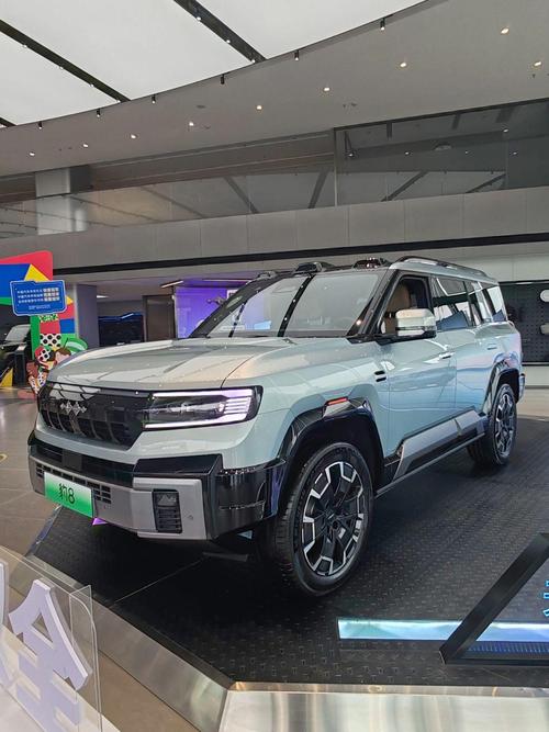 惠州惠城区耀环康企业管理咨询比亚迪方程豹硬派越野的爆款，英菲尼迪35周年与你共成长